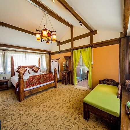 Old Tree Boutique Guesthouse Lijiang (Yunnan) Bagian luar foto