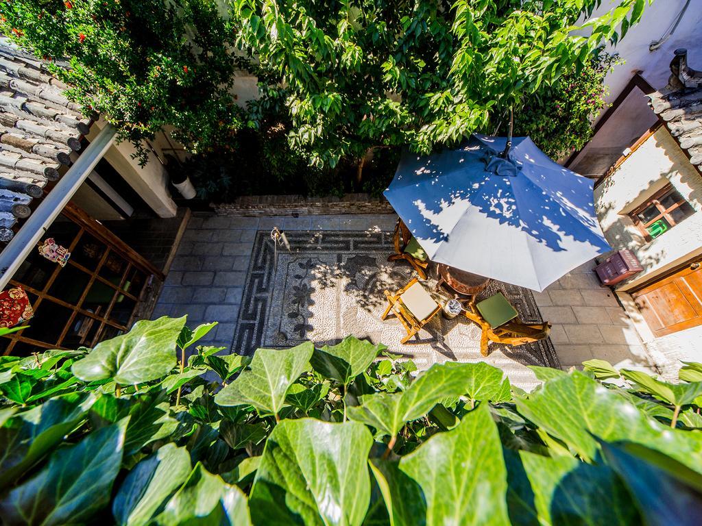 Old Tree Boutique Guesthouse Lijiang (Yunnan) Bagian luar foto